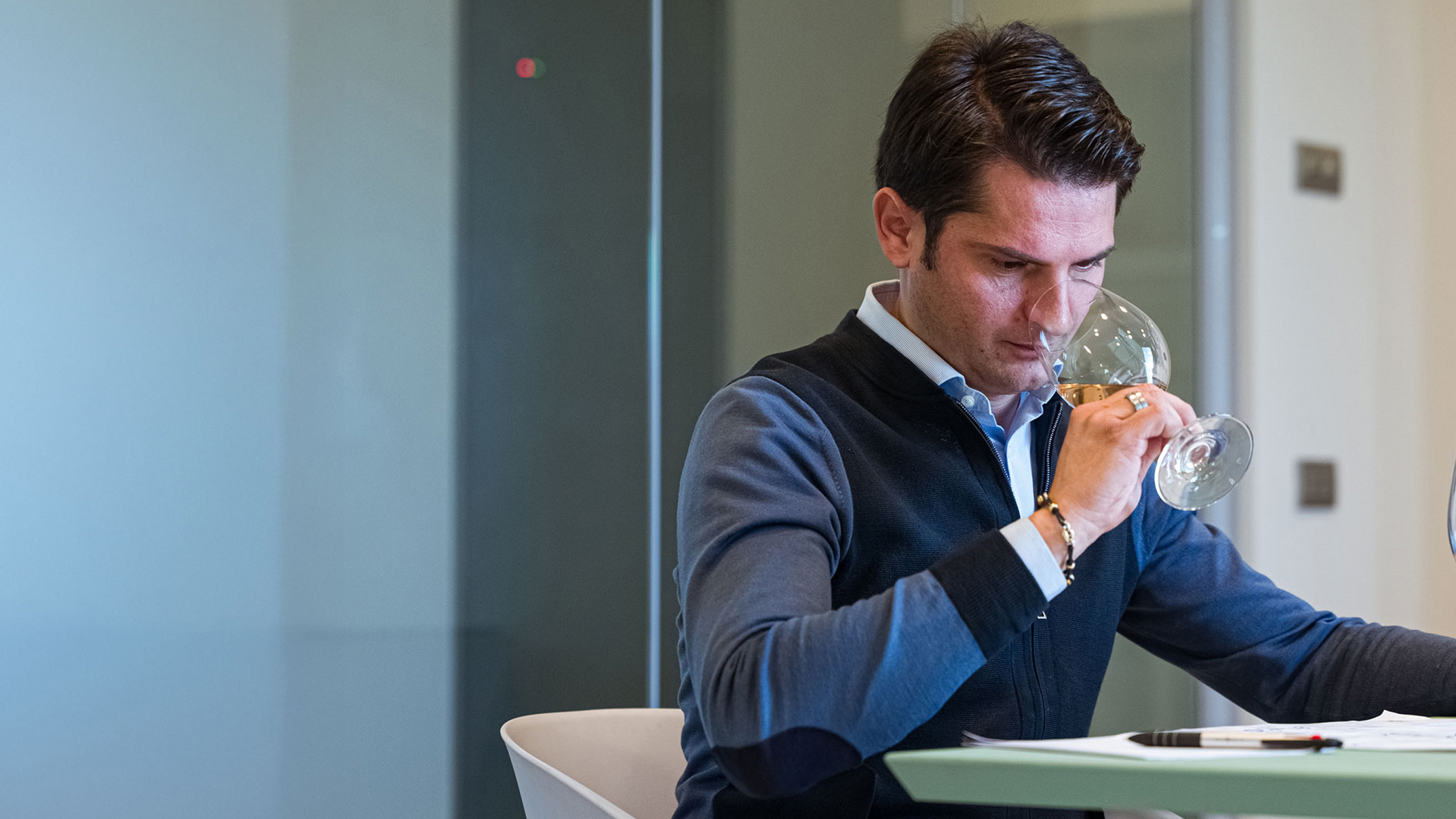 Launch Full Image Desktop